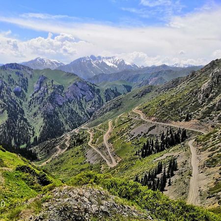Yurt Camp Ali-Nur At Lake Song-Kol Юрточный Лагерь Али-Нур Озеро Сон-Куль Сон-Куль Кыргызстан Нарын Kyrgyzstan Naryn Εξωτερικό φωτογραφία