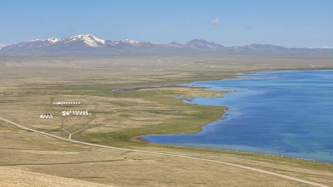 Yurt Camp Ali-Nur At Lake Song-Kol Юрточный Лагерь Али-Нур Озеро Сон-Куль Сон-Куль Кыргызстан Нарын Kyrgyzstan Naryn Εξωτερικό φωτογραφία