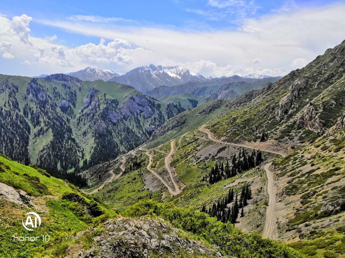 Yurt Camp Ali-Nur At Lake Song-Kol Юрточный Лагерь Али-Нур Озеро Сон-Куль Сон-Куль Кыргызстан Нарын Kyrgyzstan Naryn Εξωτερικό φωτογραφία